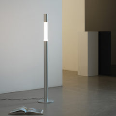 The slide Light Floor Lamp - JutuLight
