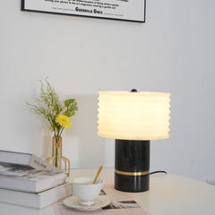 Outela Table Lamp - JutuLight