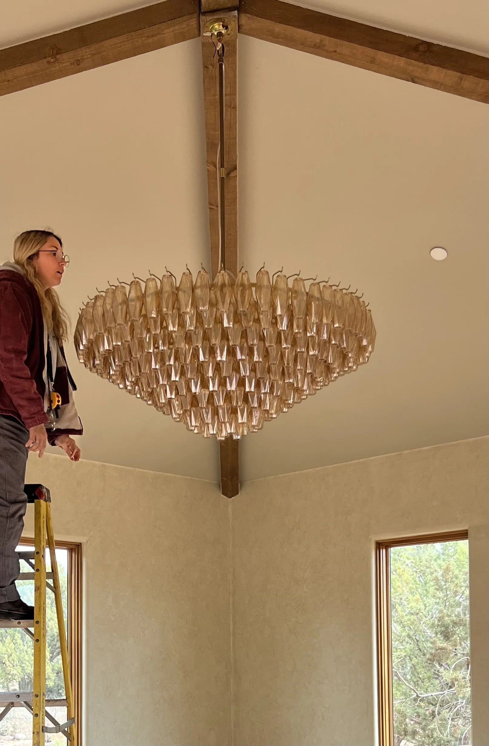 Chiara Glass Multi-Tier Round Chandelier 61" - JutuLight