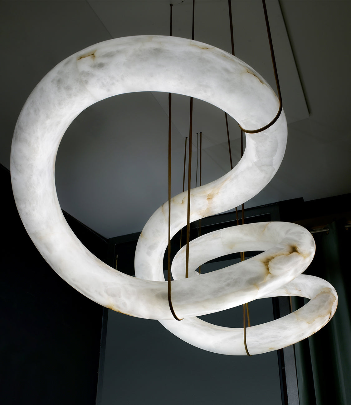 Infinity Suspension Light - JutuLight