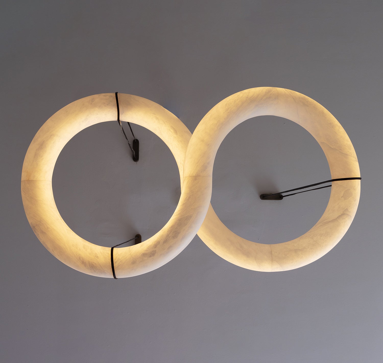 Infinity Suspension Light - JutuLight
