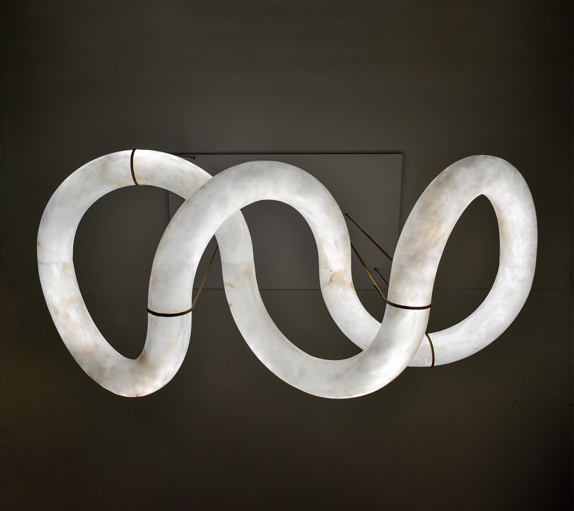 Infinity Suspension Light - JutuLight