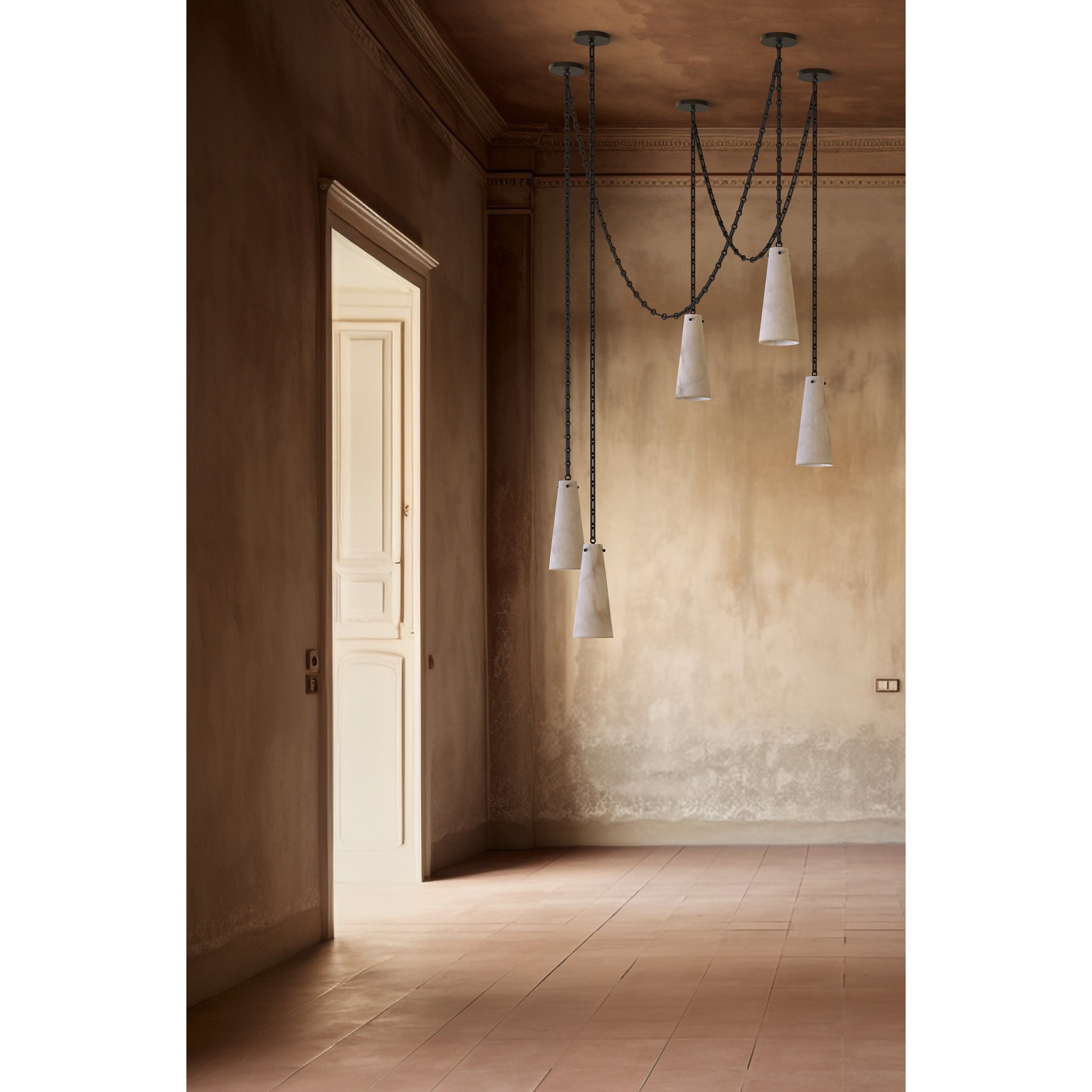 Lucca Chandeliers - JutuLight