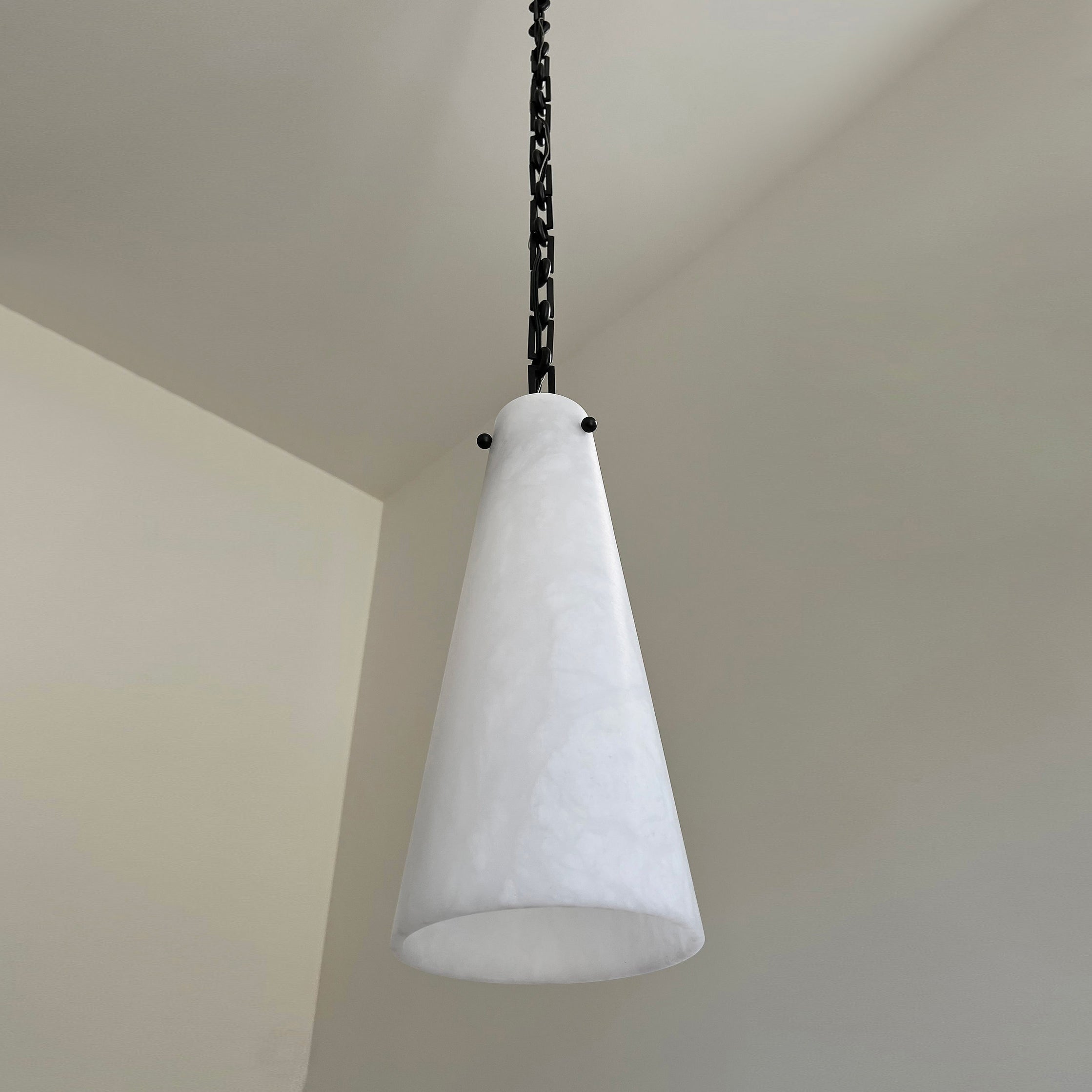 Lucca Chandeliers - JutuLight