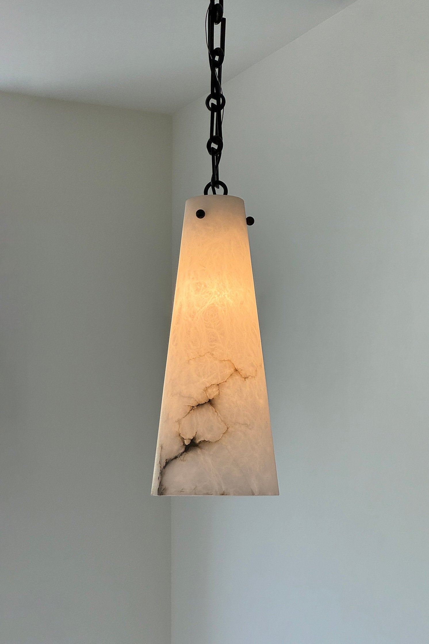 Lucca Chandeliers - JutuLight