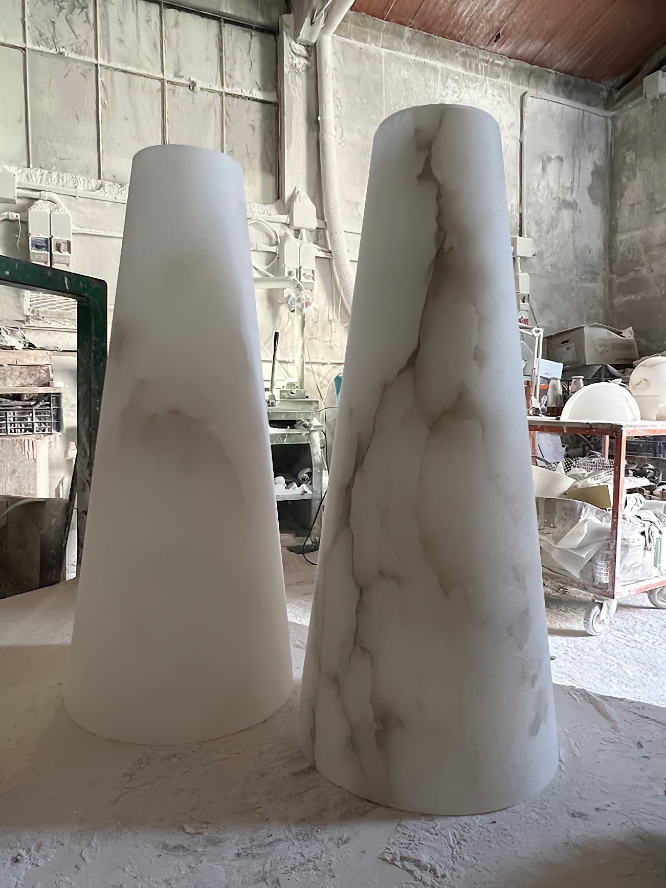 Lucca Chandeliers - JutuLight