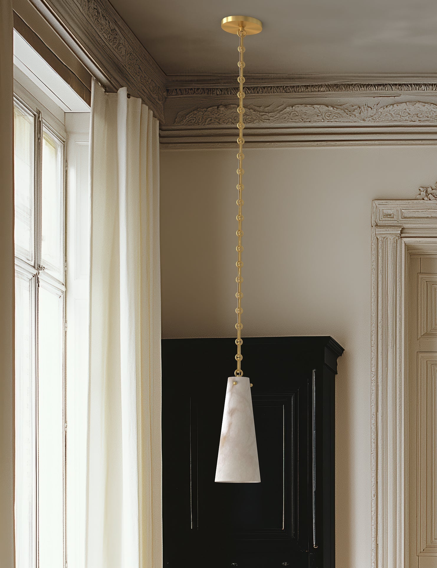 Lucca Chandeliers - JutuLight