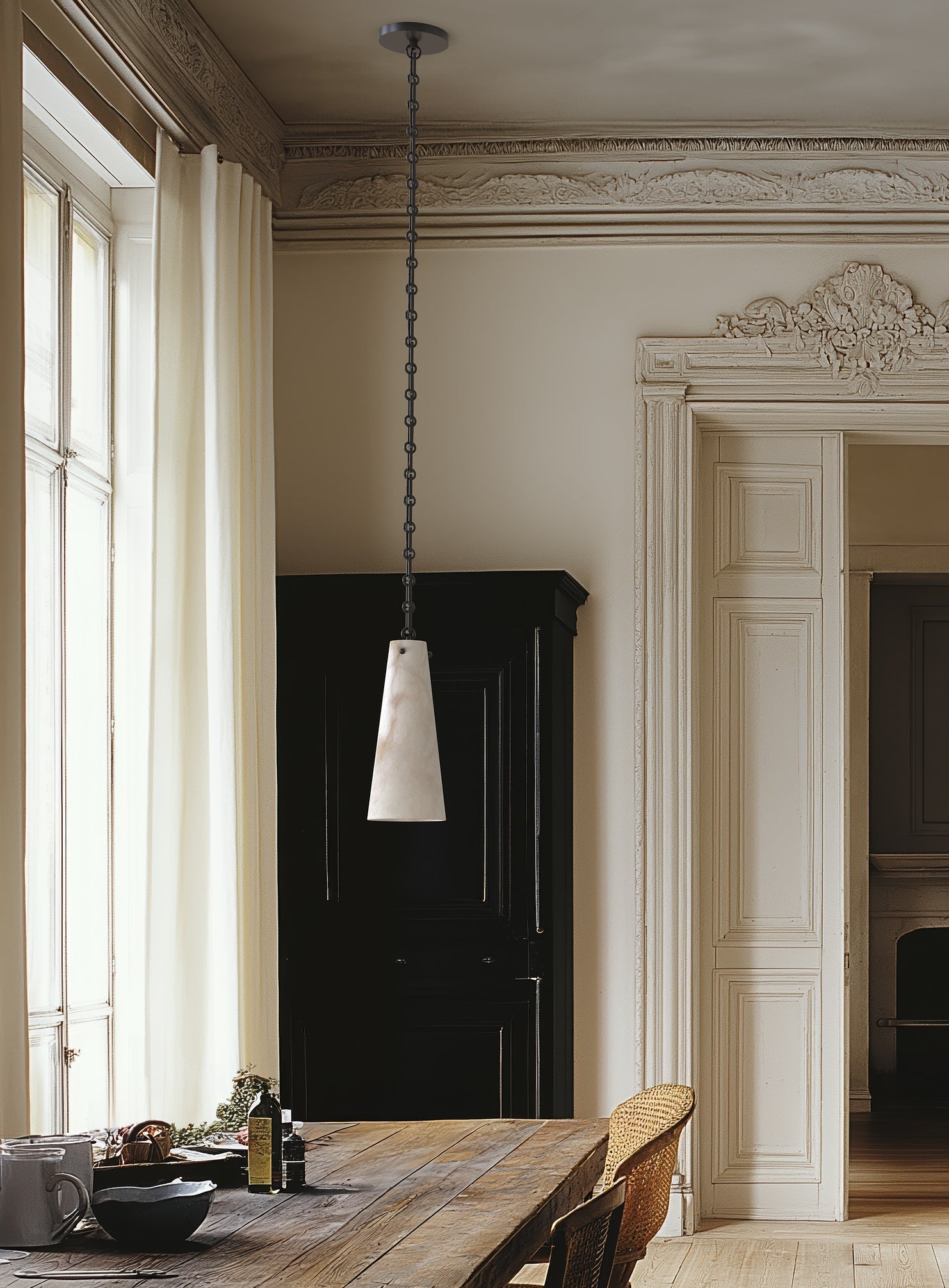 Lucca Chandeliers - JutuLight