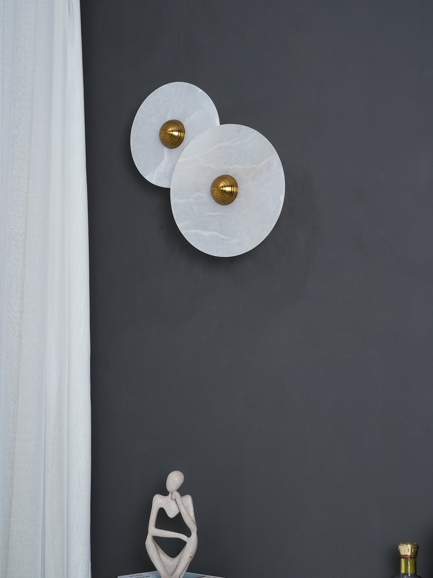 Alabaster Planes Wall Lamp - JutuLight
