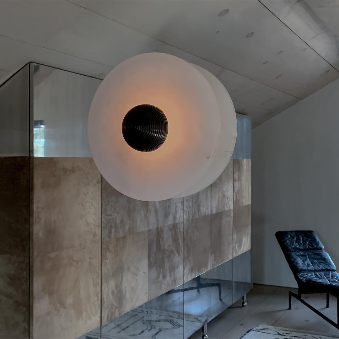 Alabaster Planes Wall Lamp - JutuLight