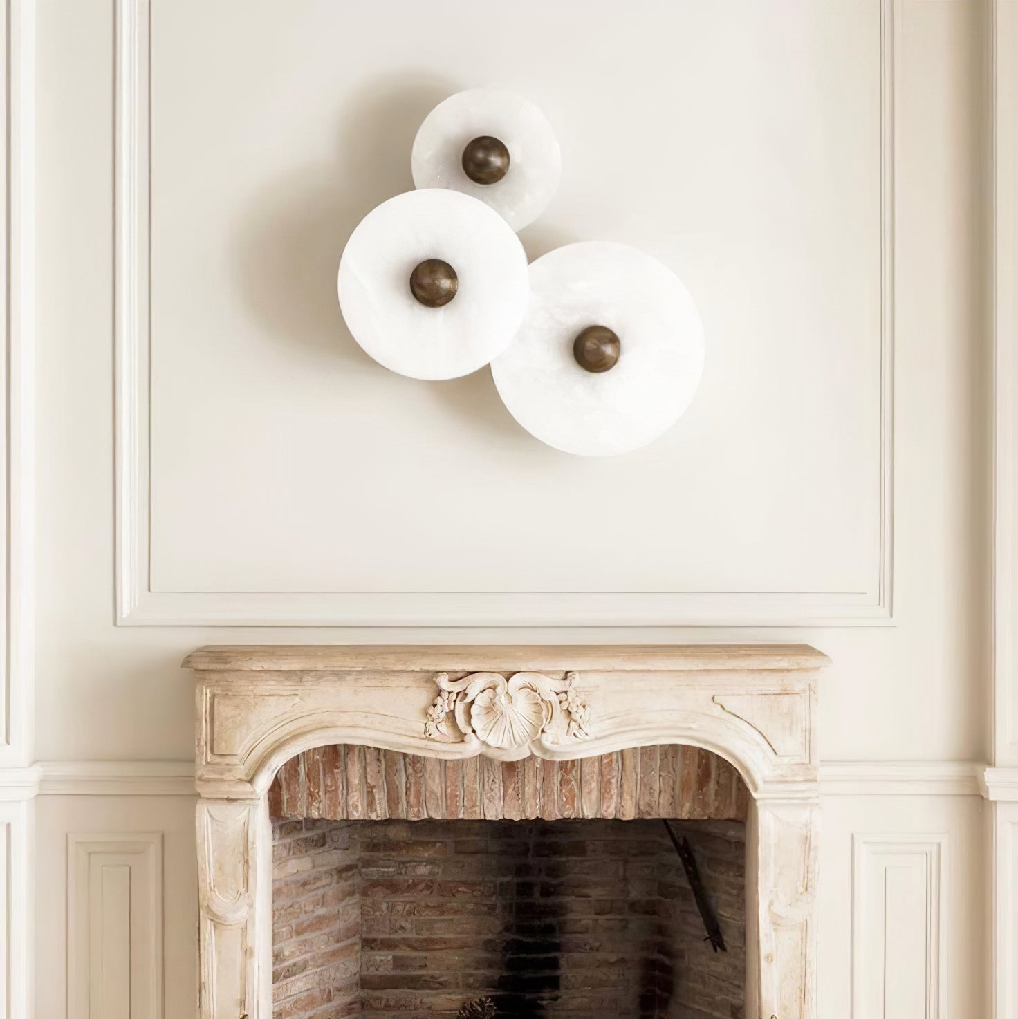 Alabaster Planes Wall Lamp - JutuLight