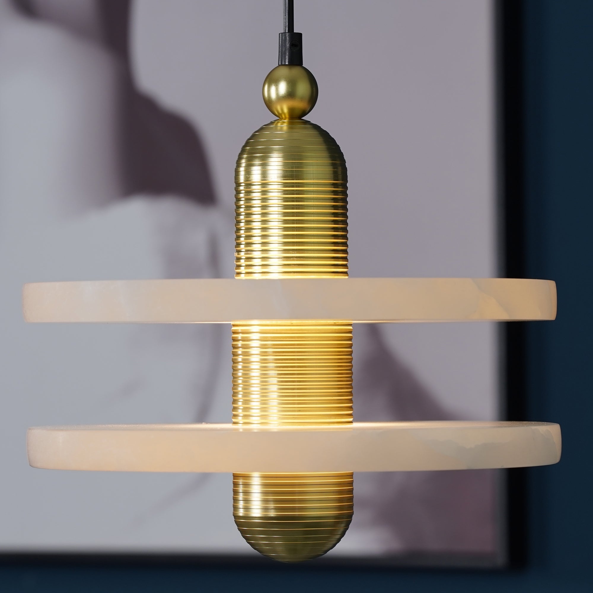 Median Pendant Light - JutuLight