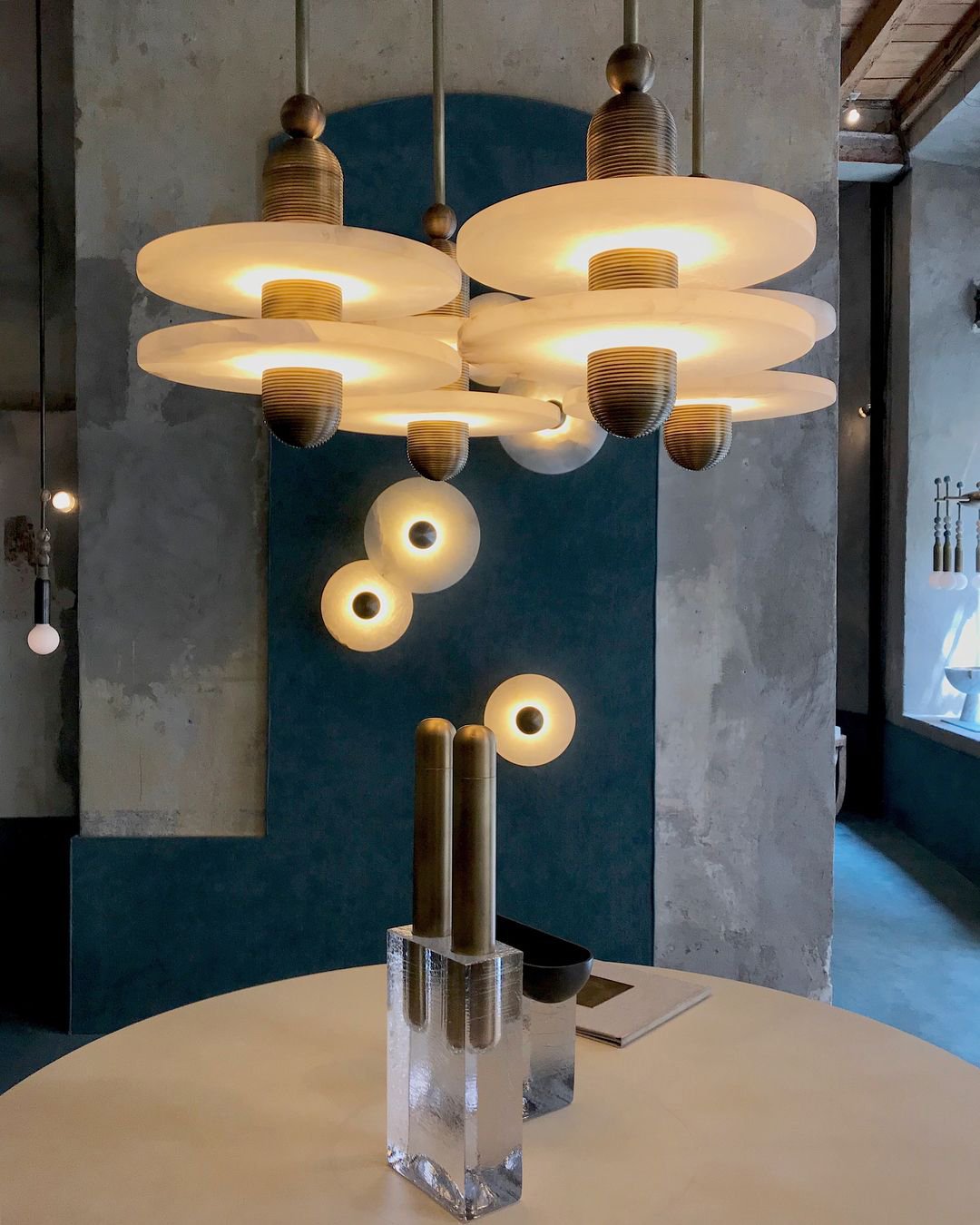 Median Pendant Light - JutuLight