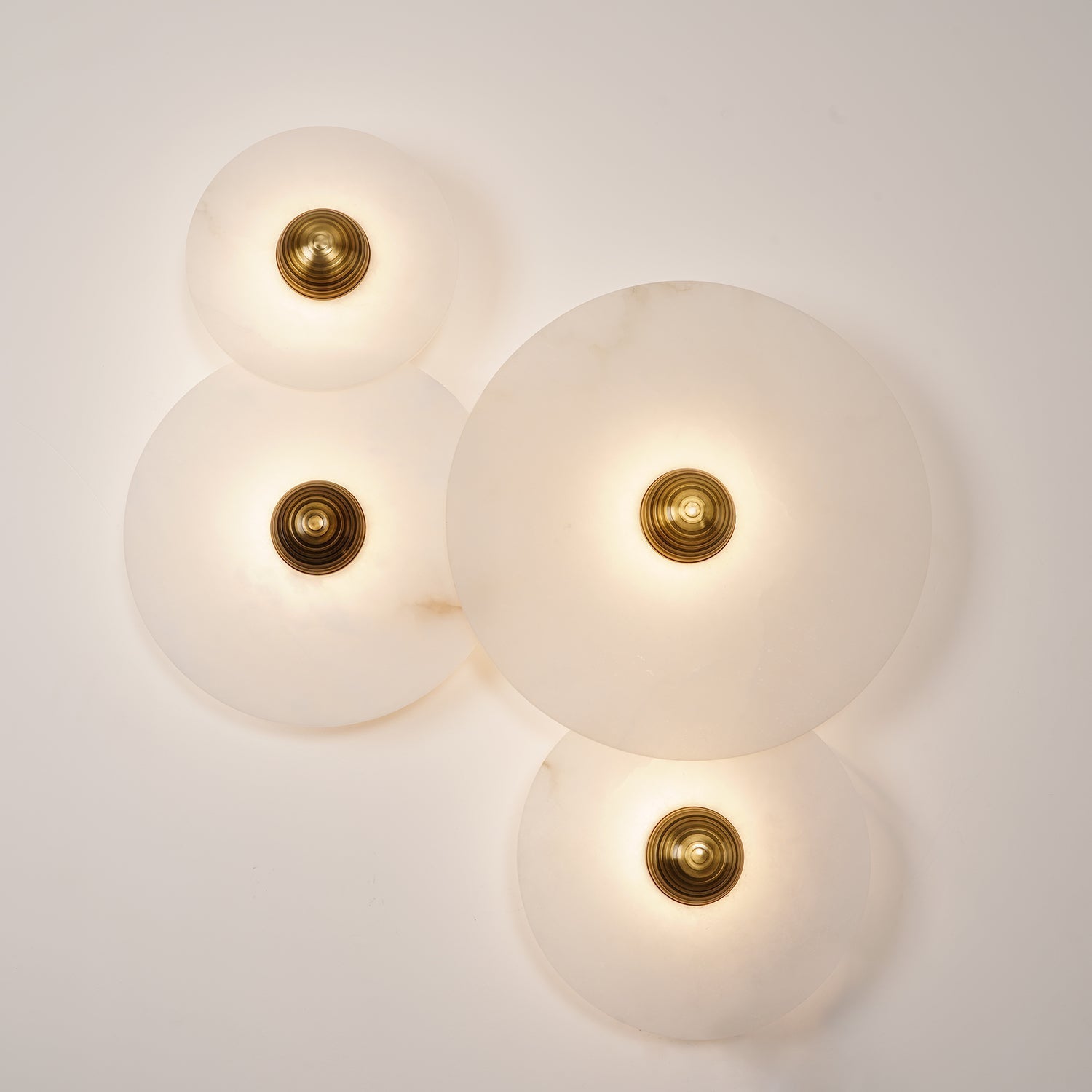 Alabaster Planes Sconce - JutuLight