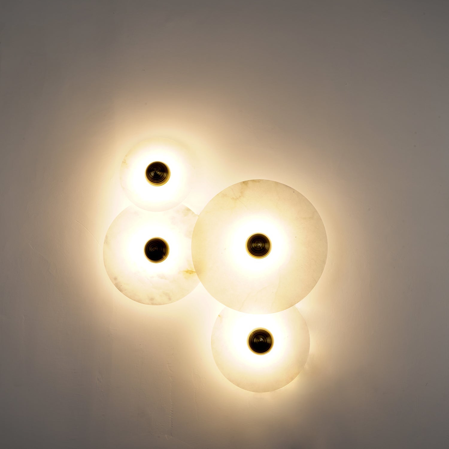 Alabaster Planes Sconce - JutuLight