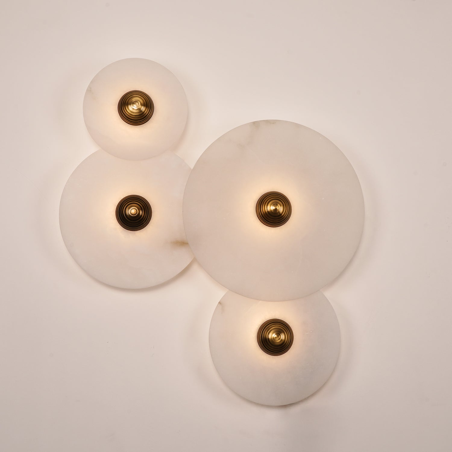 Alabaster Planes Sconce - JutuLight