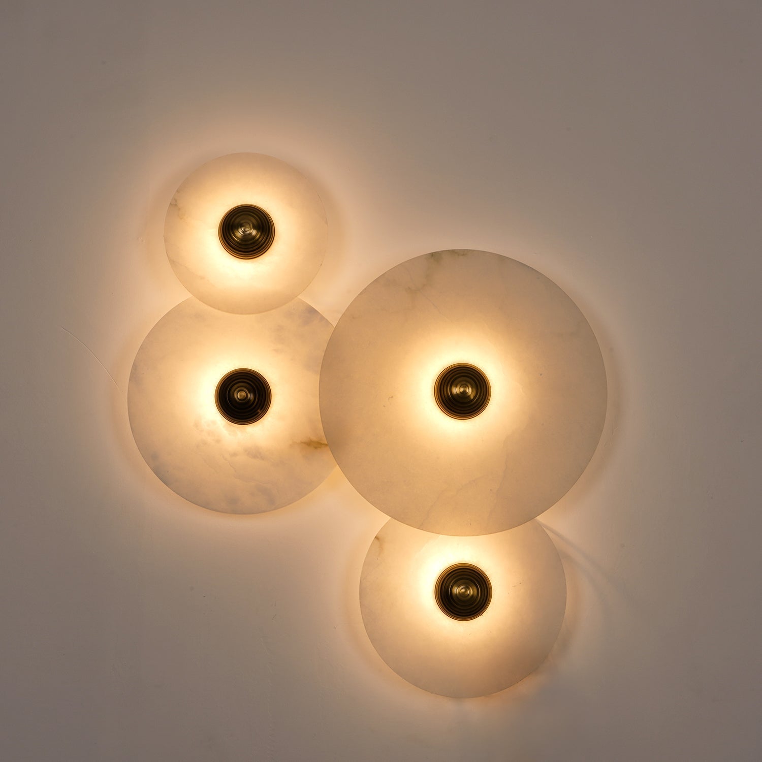 Alabaster Planes Sconce - JutuLight