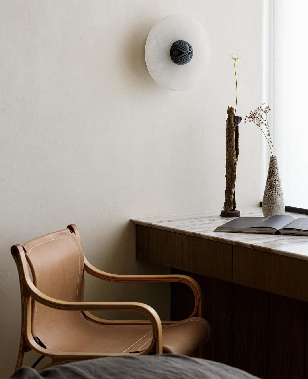 Alabaster Planes Sconce - JutuLight