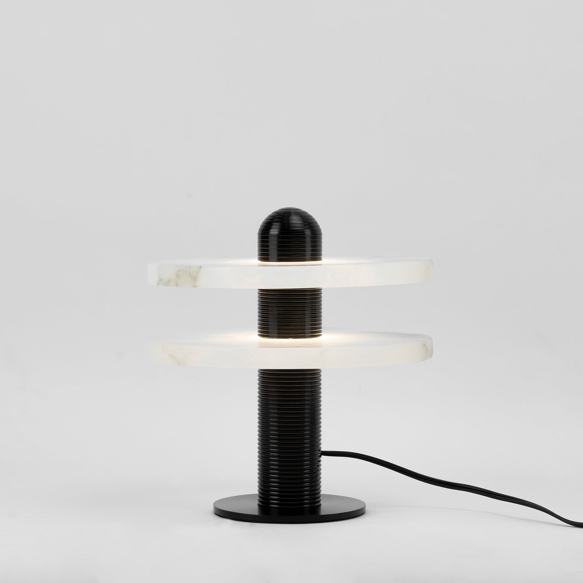 Alabaster Planes Table Lamp - JutuLight