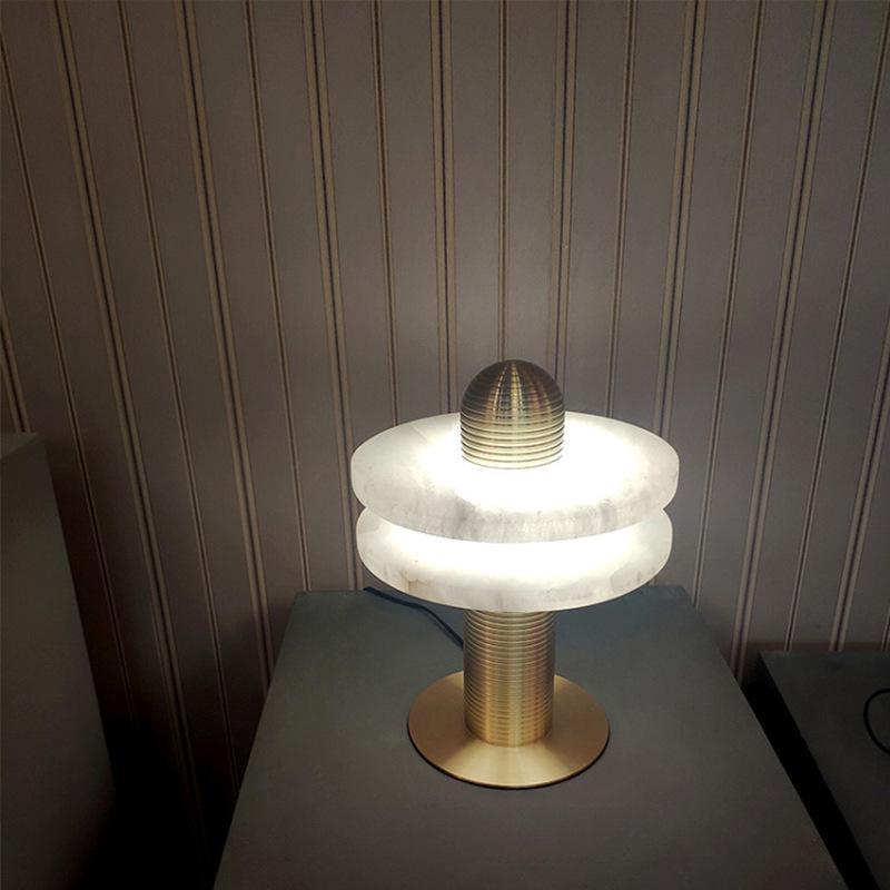 Alabaster Planes Table Lamp - JutuLight