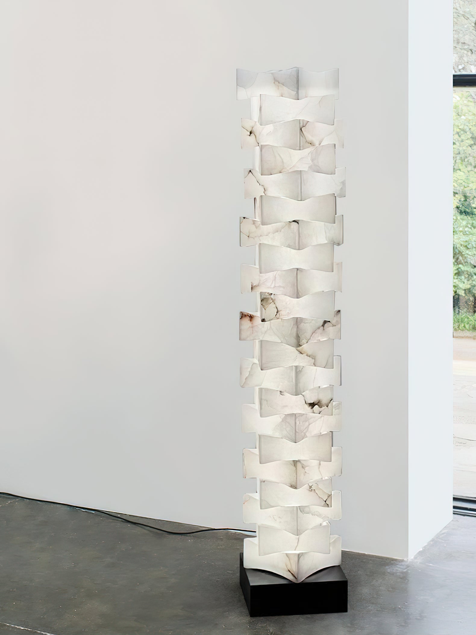 Stacked Alabaster Floor Lamp - JutuLight