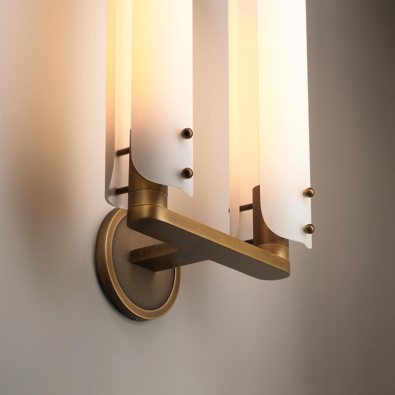 Deborah Double Sconce - JutuLight