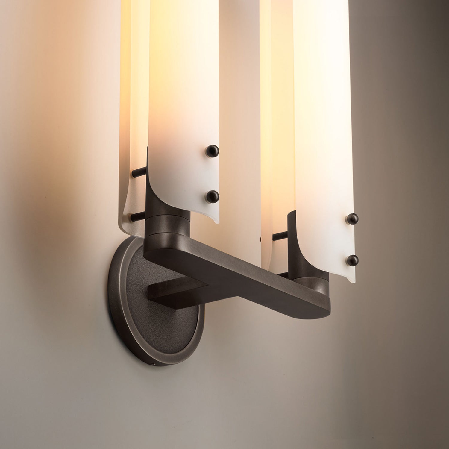 Deborah Double Sconce - JutuLight